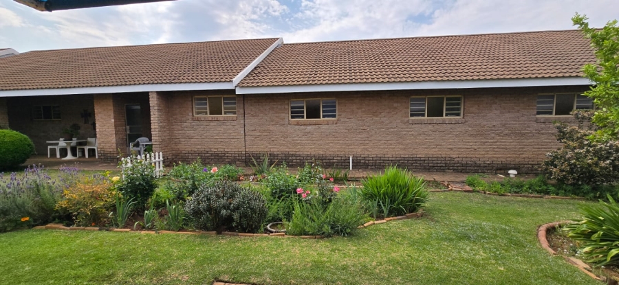 1 Bedroom Property for Sale in Oudorp North West